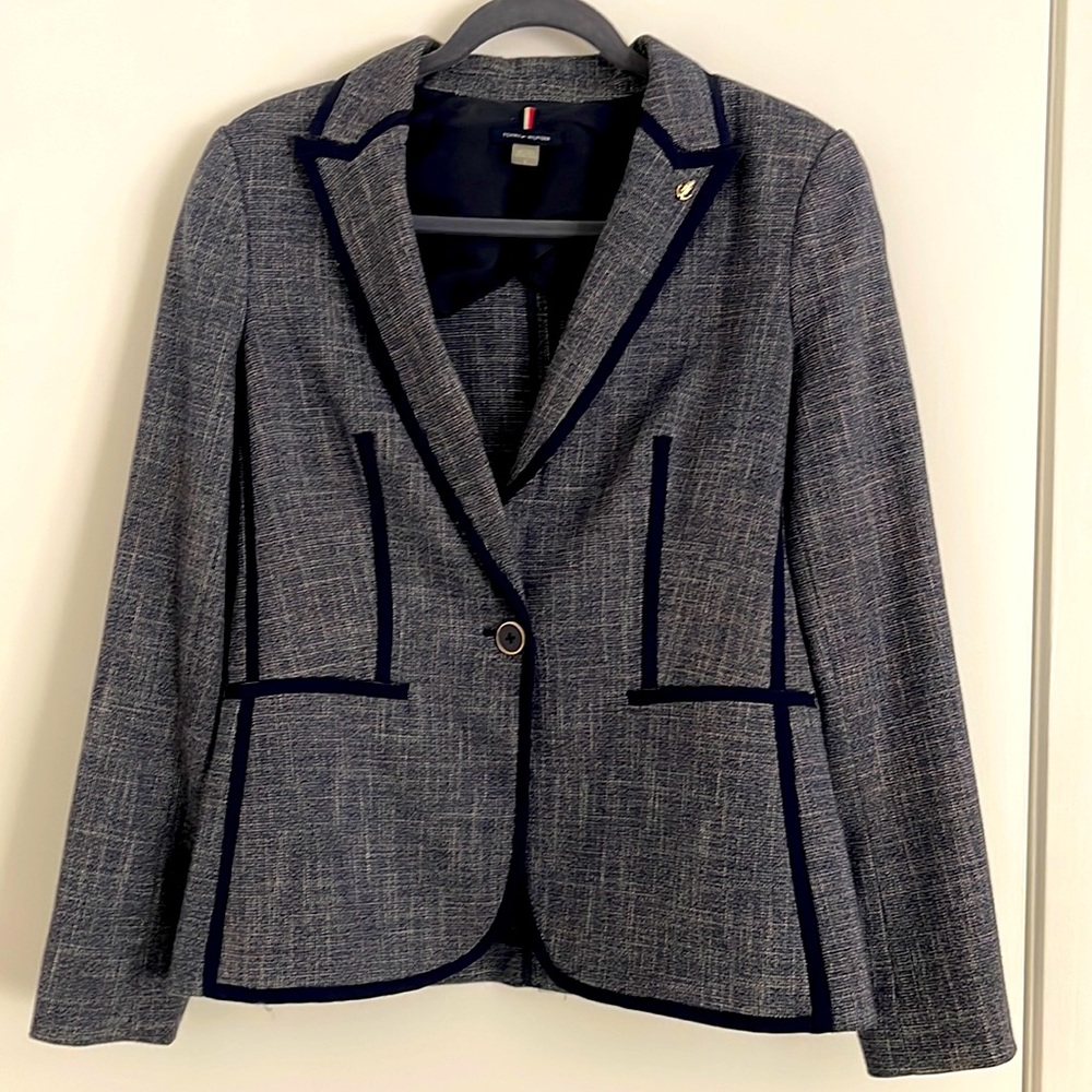 Tommy Hilfiger women’s dress jacket. Blue. Size 8